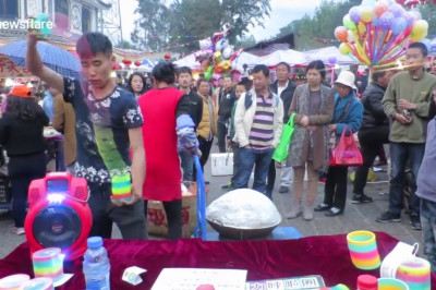 Трюки с пружинкой - слинки 