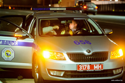 Прячемся , менты !