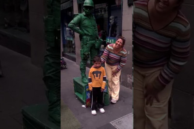 Живой солдатик из 