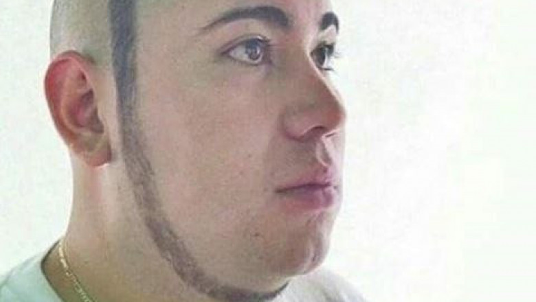 Ну , о-очень необычная причёска 