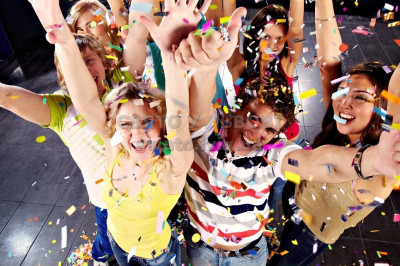 Когда снял квартиру , но слишком громко слушал музыку 