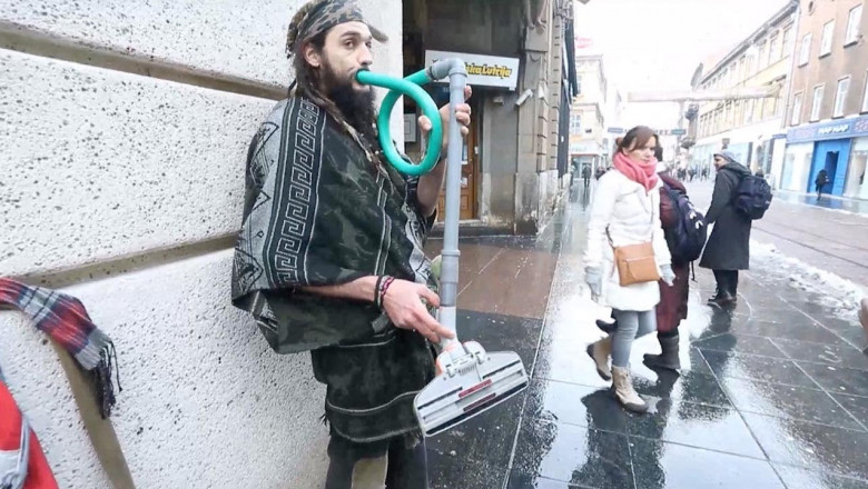 Игра на пылесосе 