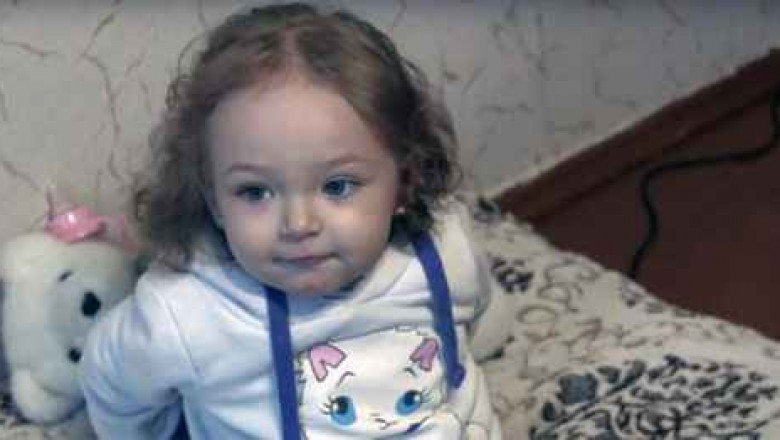 Собралась в магазин , не забудь накраситься !