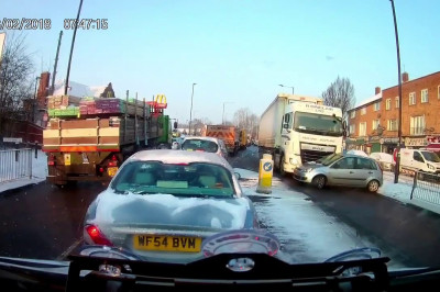 Высоко сижу и разную мелочь не вижу 