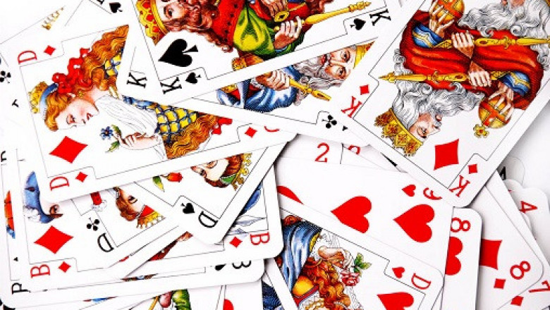 Эффектные узоры из игральных карт 