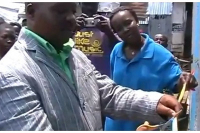 Открытие общественного туалета 