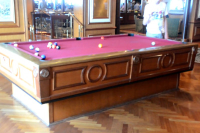 Бильярдный стол на круизном лайнере 