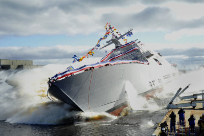 Как спускают корабли на воду 