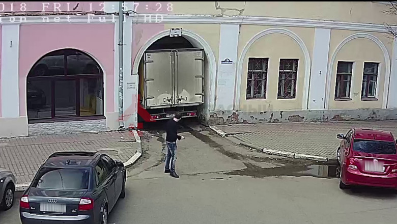 Не под рассчитал с размерами 