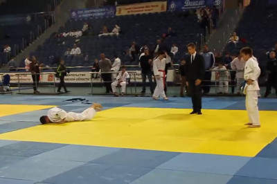 Обиделся ...