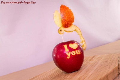 Как сделать колибри из яблока 