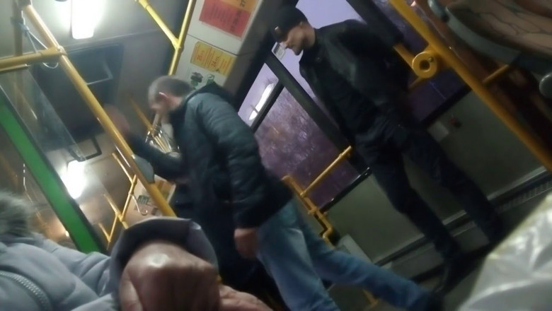 Необычный метод борьбы с безбилетниками 