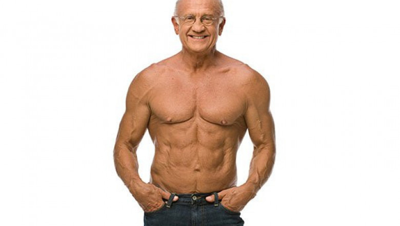 Ритмичный танец пожилого танцора 