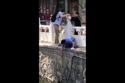 Неравнодушные прохожие 