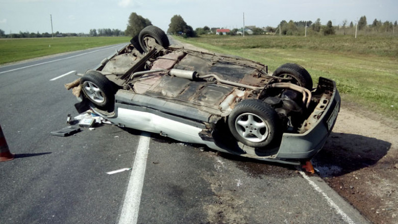 Девушка не справилась с управлением 