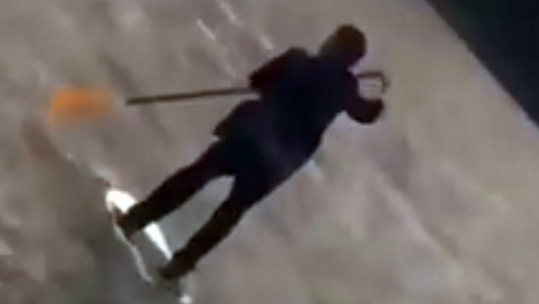 Запросто переплыл Гудзон на доске для  сёрфинга  