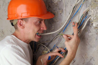Пугливый электрик 