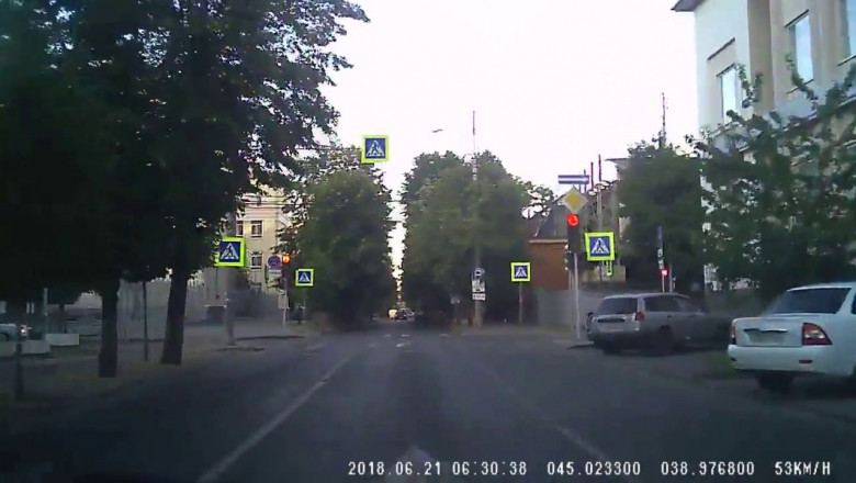 Ну , что ты делаешь , Света ?!