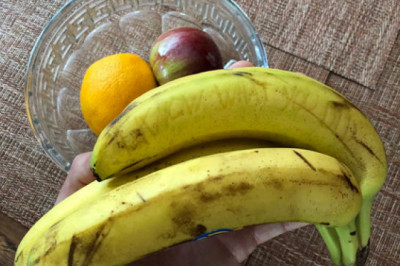 Пугающая надпись на банане 