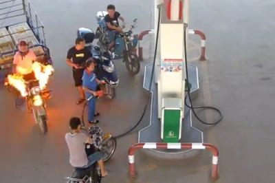 Молодец , не растерялась !