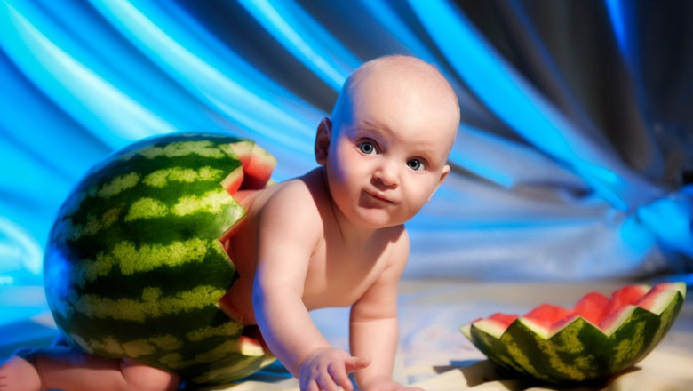 Малыш и арбуз 