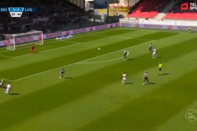 Гол с расстояния 70 метров 