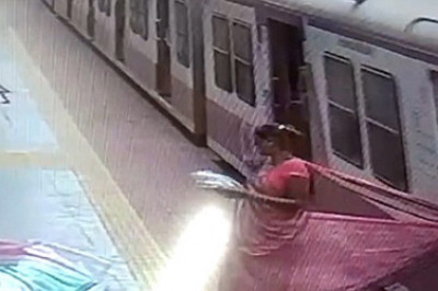 Женщина едва н погибла из-за длинного платья 