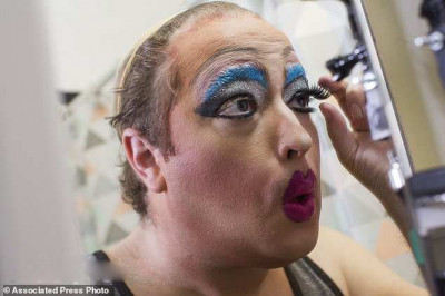 Скажи , откуда ты такой ?