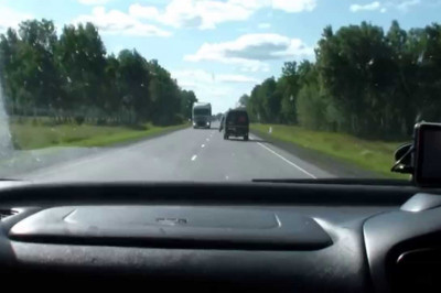 Пошёл на обгон и ...