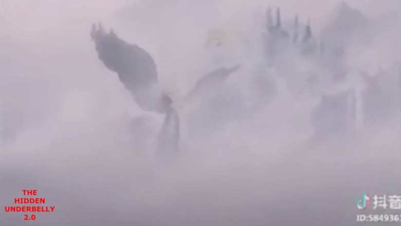 Врата Рая в небе над Поднебесной