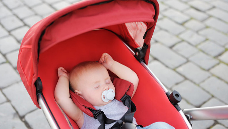 Мама ,  как заведённая 