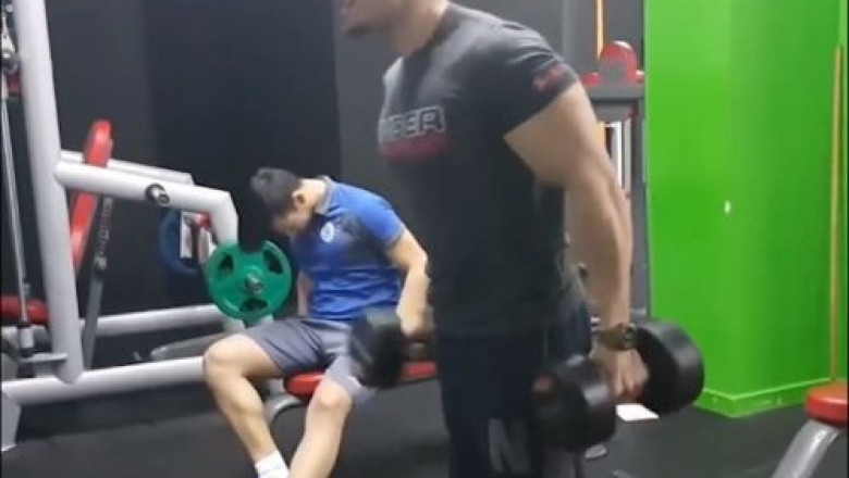 Качаем бицепсы новым способом  